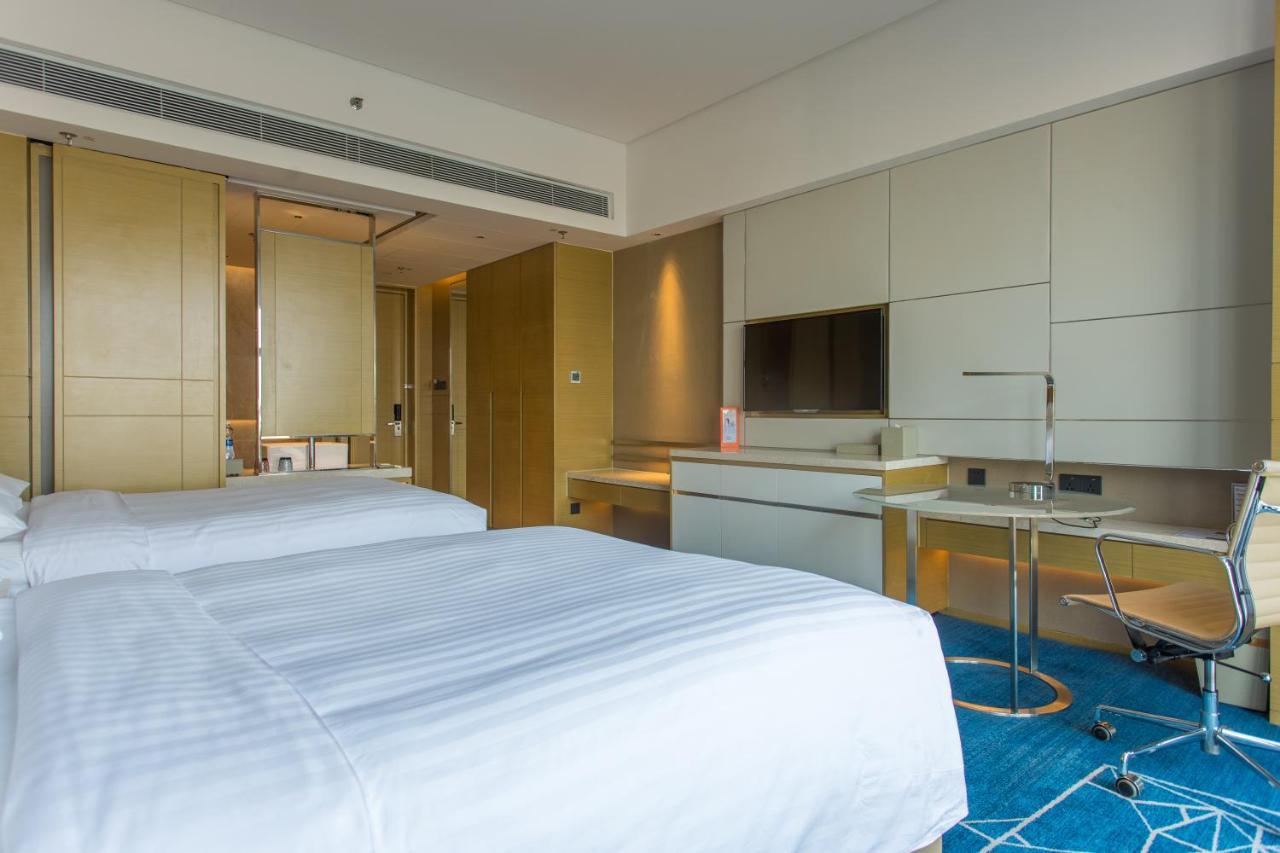 Courtyard By Marriott Shunde Longjiang, Near Furniture Fair Hotel Bagian luar foto