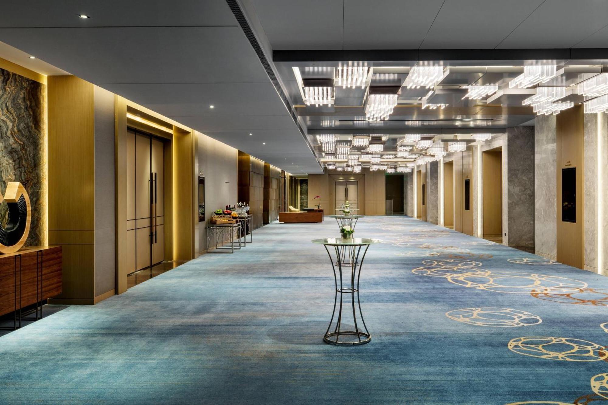 Courtyard By Marriott Shunde Longjiang, Near Furniture Fair Hotel Bagian luar foto